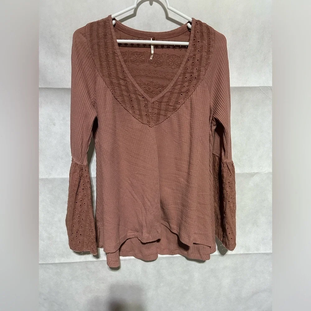 Free People Belle Sleeve Eyelet Top Blouse Parisian Nights Women Small Pink $88